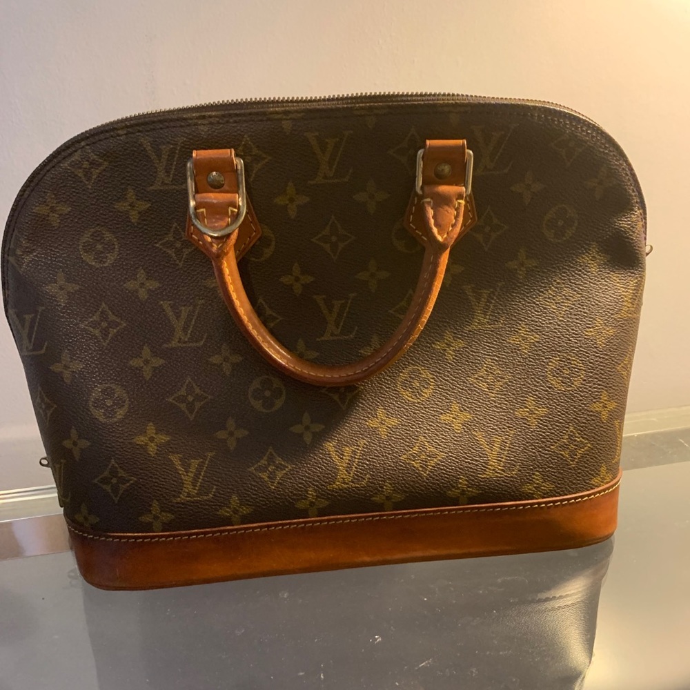 Louis Vuitton Alma